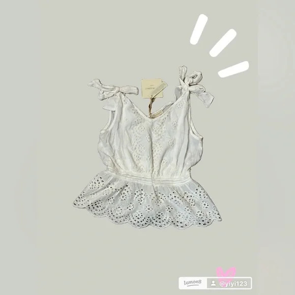 ❌❌❌SOLD❌❌❌. Off white blouse 🤍 - Picture 1 of 4